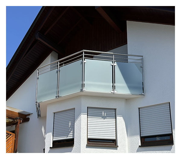 Balkongeländer Edelstahl individuell